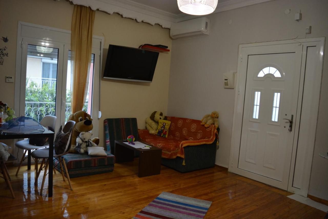 Cozy House Inthessaloniki- Ampelokipoi Apartment Thessaloniki